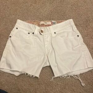 Levi’s white vintage shorts size 10 low rise discounted shipping